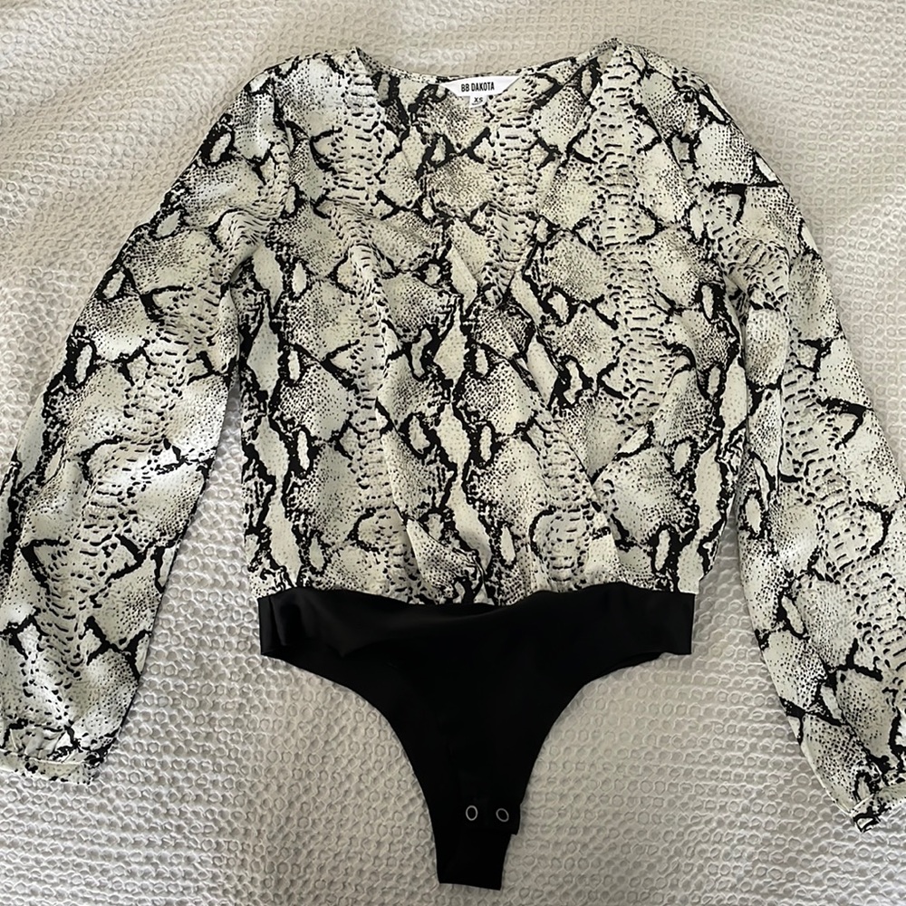 BB Dakota XS Bodysuit